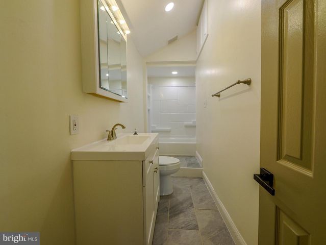 4828 GREENWOOD ST, Brookhaven, PA 19015
