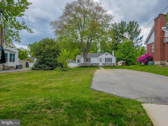 4828 GREENWOOD ST, Brookhaven, PA 19015