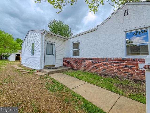 4828 GREENWOOD ST, Brookhaven, PA 19015