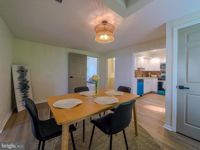 4828 GREENWOOD ST, Brookhaven, PA 19015