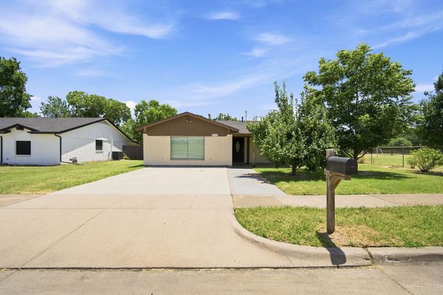 5420 Galway Lane, North Richland Hills, TX 76180