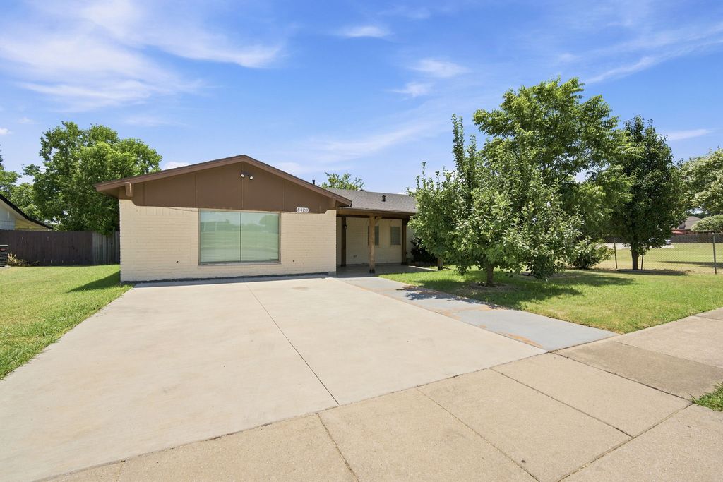 5420 Galway Lane, North Richland Hills, TX 76180