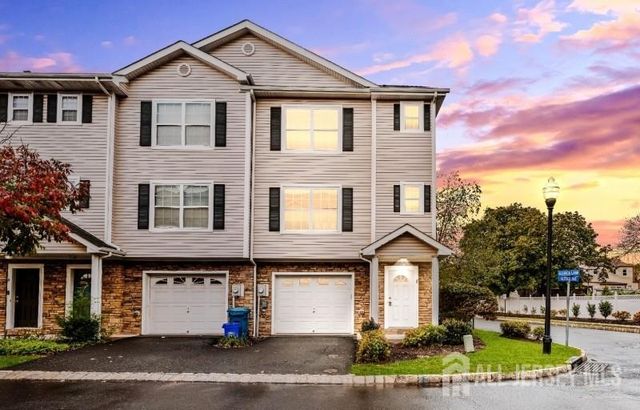 8 Alfred Avenue, Franklin Twsp, NJ 08873