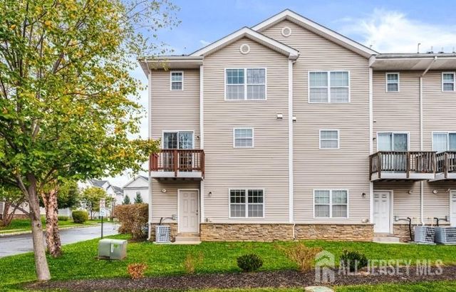 8 Alfred Avenue, Franklin Twsp, NJ 08873