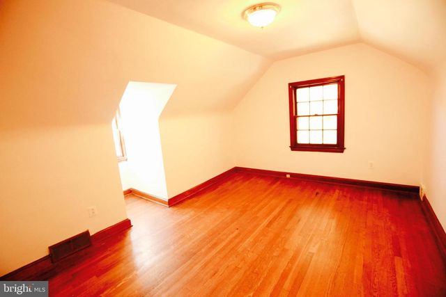 2805 CAMERON RD, Falls Church, VA 22042