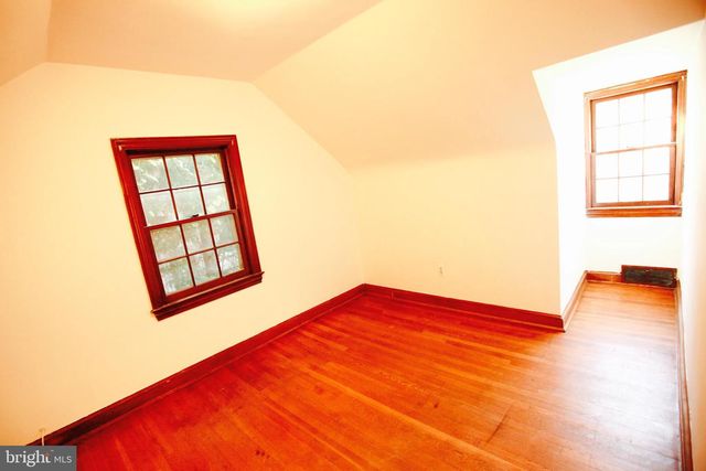 2805 CAMERON RD, Falls Church, VA 22042