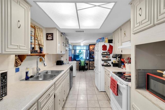 9320 LIDO LANE, Port Richey, FL 34668