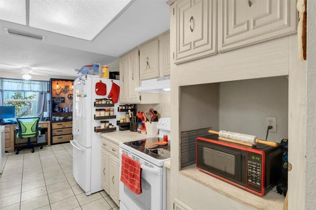 9320 LIDO LANE, Port Richey, FL 34668