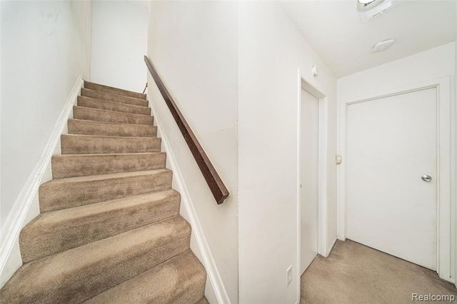 767 Skynob Drive, Ann Arbor, MI 48105