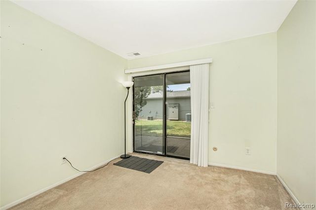 767 Skynob Drive, Ann Arbor, MI 48105