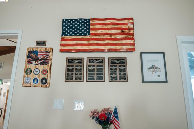 1909 Strasbourg Ln, Antioch, CA 94509