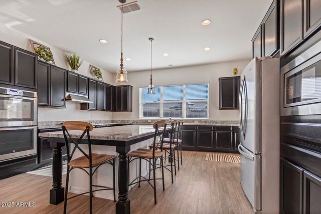 18581 W HAZELWOOD Street, Goodyear, AZ 85395