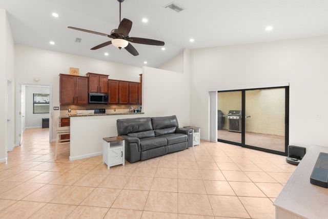 9106 SW 22nd Street D, Boca Raton, FL 33428