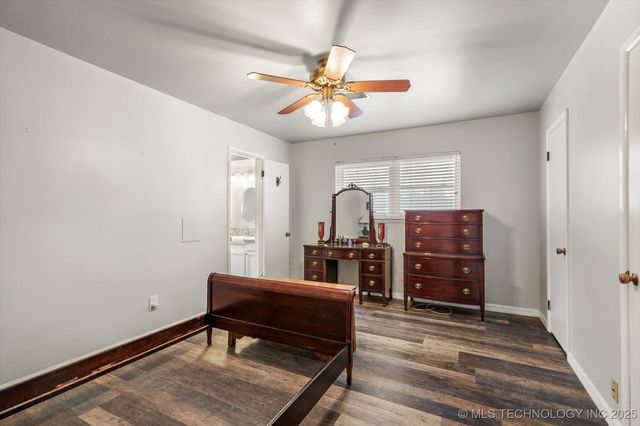 2039 S 69th East Place, Tulsa, OK 74112