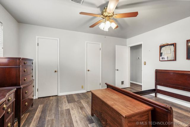 2039 S 69th East Place, Tulsa, OK 74112