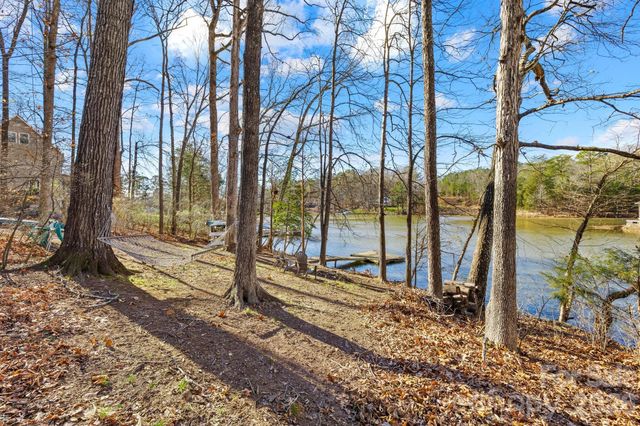 294 Carroll Cove, Clover, SC 29710