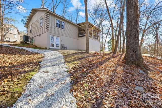 294 Carroll Cove, Clover, SC 29710