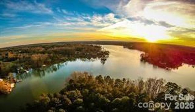 294 Carroll Cove, Clover, SC 29710