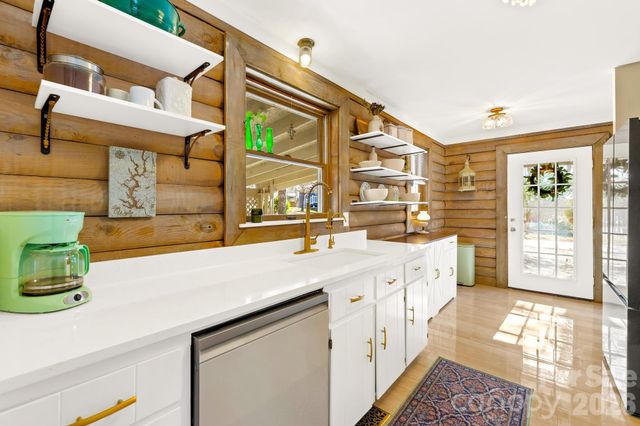 294 Carroll Cove, Clover, SC 29710