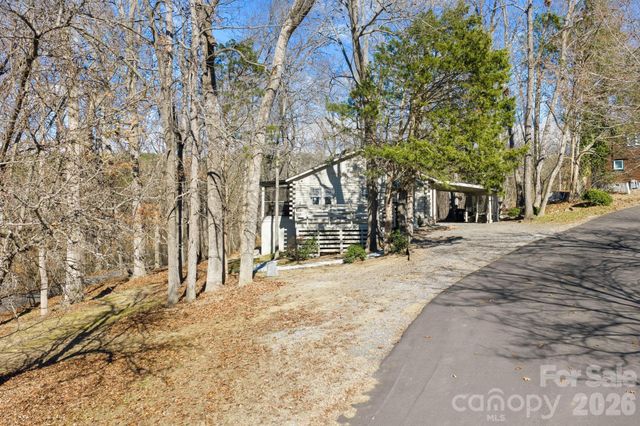 294 Carroll Cove, Clover, SC 29710