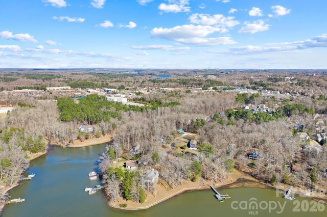 294 Carroll Cove, Clover, SC 29710