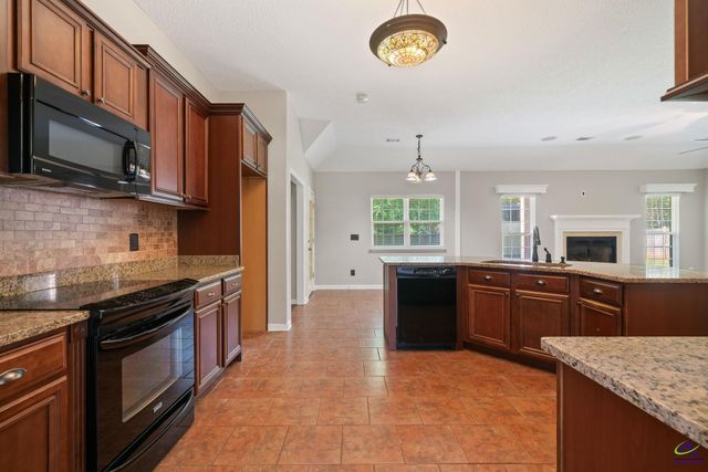 215 Red Bird Circle, Bonaire, GA 31005