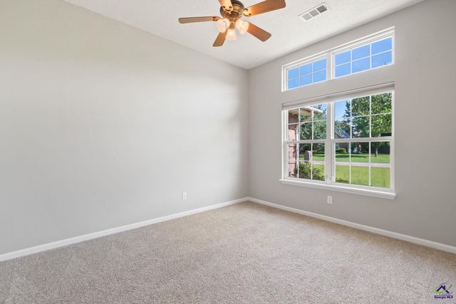 215 Red Bird Circle, Bonaire, GA 31005