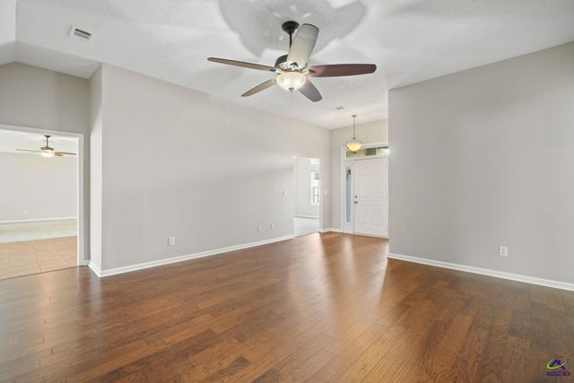 215 Red Bird Circle, Bonaire, GA 31005