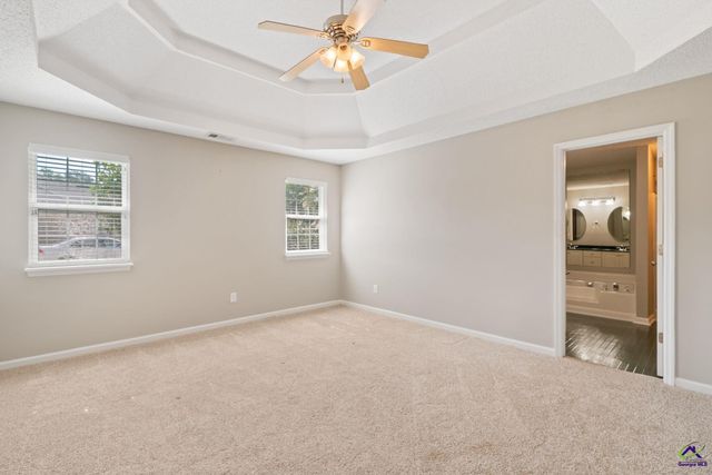 215 Red Bird Circle, Bonaire, GA 31005