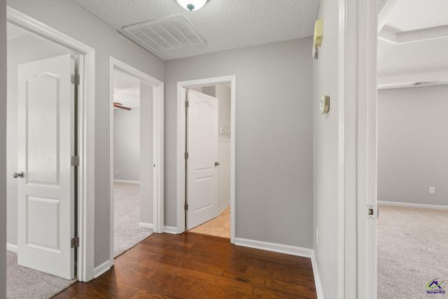 215 Red Bird Circle, Bonaire, GA 31005
