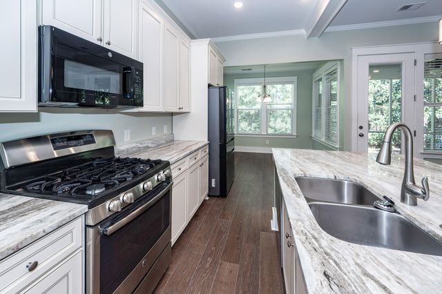 225 Weston Hall Drive, Summerville, SC 29483