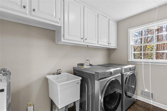 6304 BROOMSEDGE Trail, Peachtree Corners, GA 30092