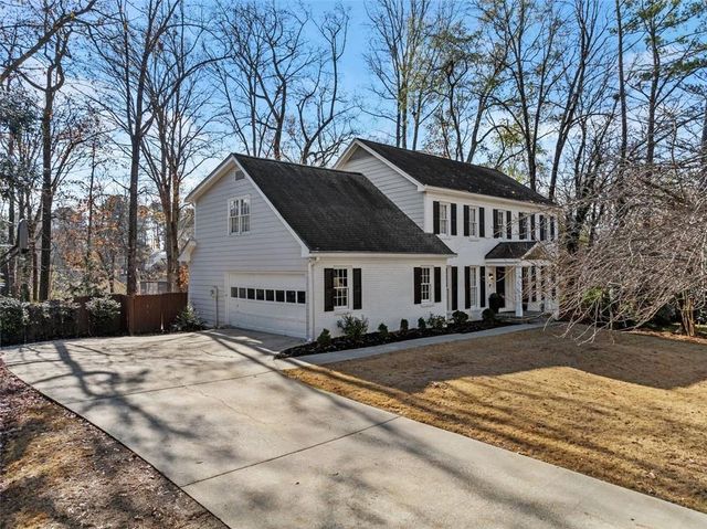 6304 BROOMSEDGE Trail, Peachtree Corners, GA 30092