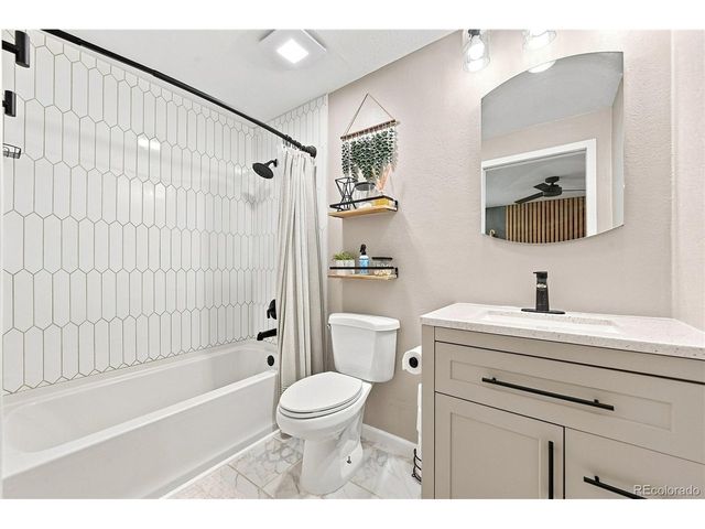 2822 E 117th Ct, Denver, CO 80233