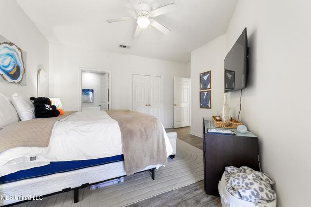 2252 Beach Drive, 2301, Gulfport, MS 39507