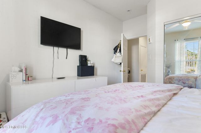 2252 Beach Drive, 2301, Gulfport, MS 39507