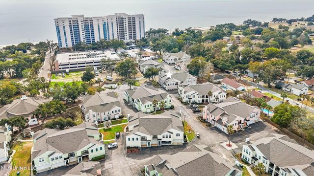 2252 Beach Drive, 2301, Gulfport, MS 39507