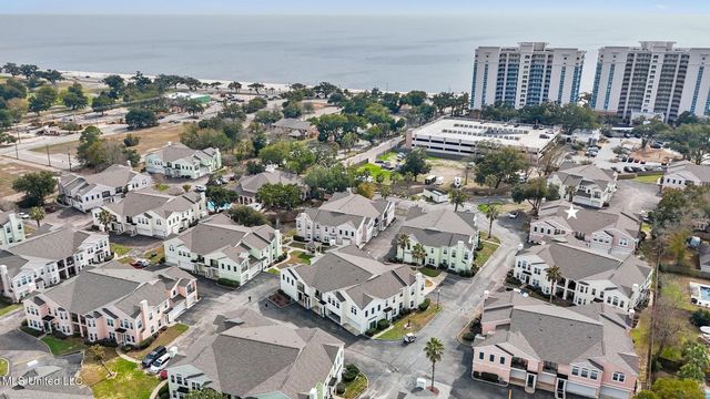 2252 Beach Drive, 2301, Gulfport, MS 39507
