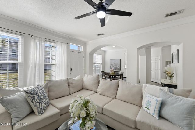 2252 Beach Drive, 2301, Gulfport, MS 39507