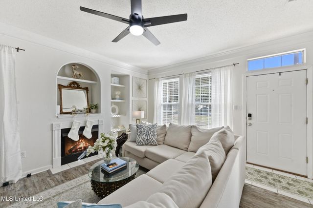 2252 Beach Drive, 2301, Gulfport, MS 39507