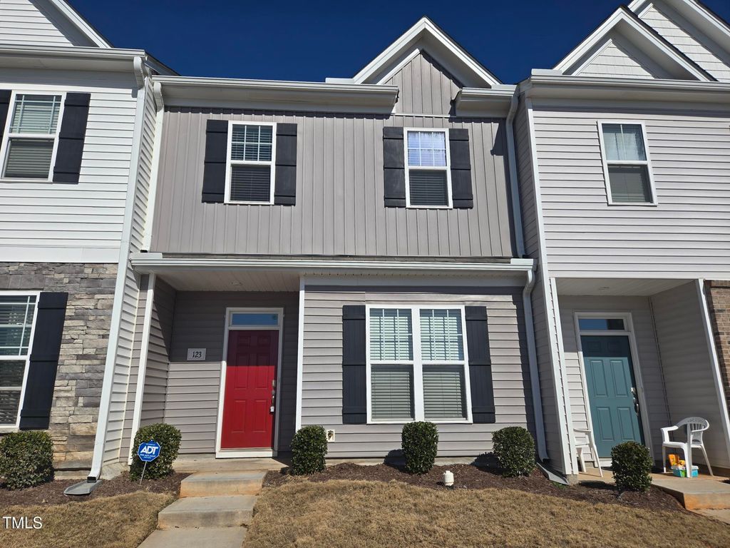 123 Blakley Street, Clayton, NC 27520