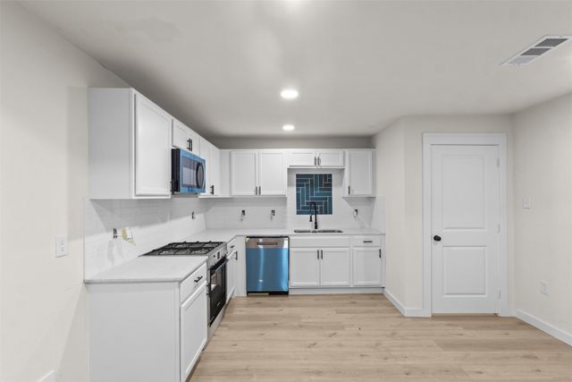 2014 Hickory Tree Road, Balch Springs, TX 75180