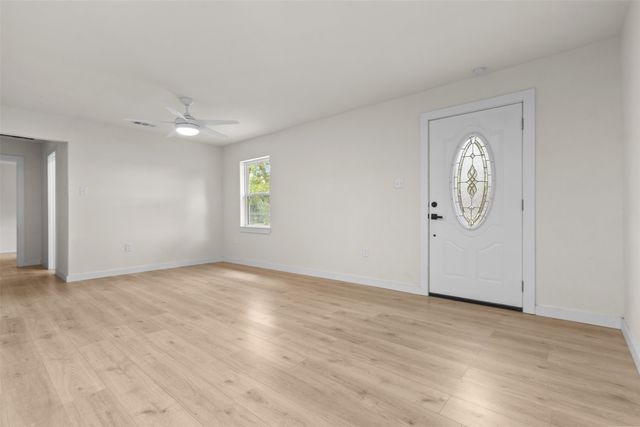 2014 Hickory Tree Road, Balch Springs, TX 75180