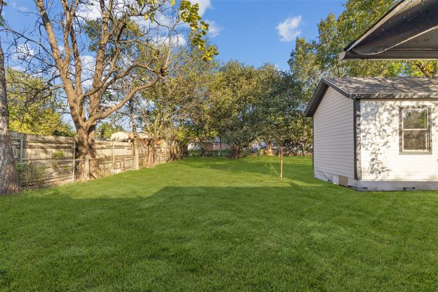 2014 Hickory Tree Road, Balch Springs, TX 75180