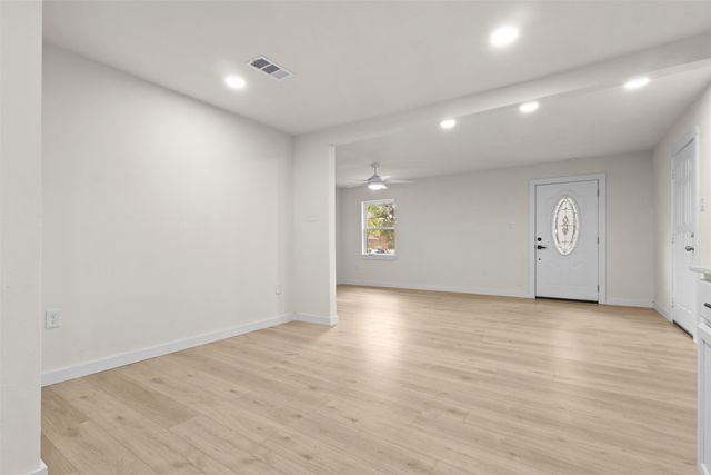 2014 Hickory Tree Road, Balch Springs, TX 75180