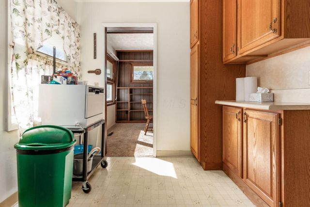 1284 Thurston Drive, Columbus, OH 43227