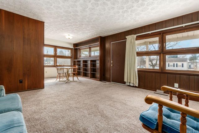 1284 Thurston Drive, Columbus, OH 43227