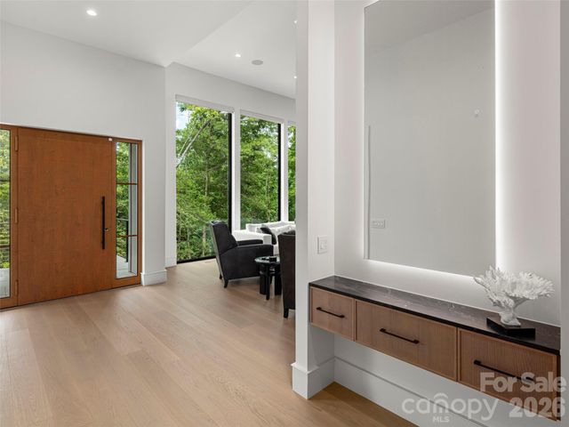 645 Walnut Valley Parkway, Arden, NC 28704