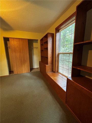 118 Jay Lane, Eureka Springs, AR 72632