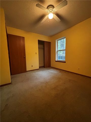 118 Jay Lane, Eureka Springs, AR 72632